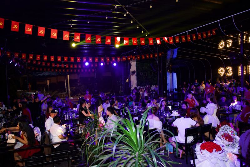 93 BEER Garden