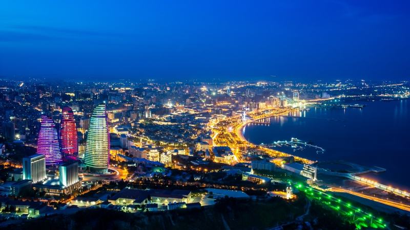Baku lung linh về đêm