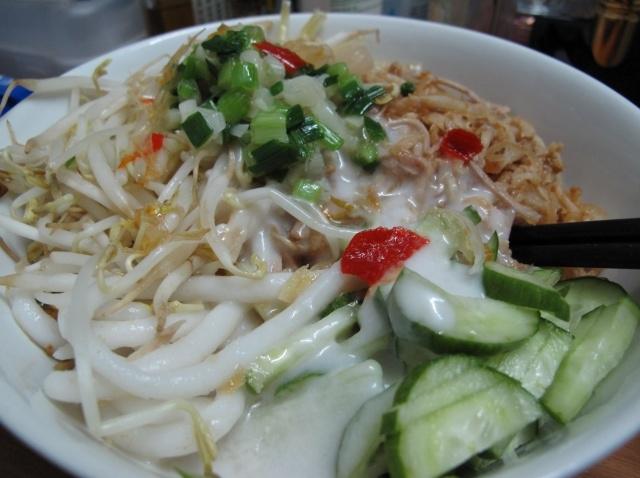 Bánh canh cua nước cốt dừa