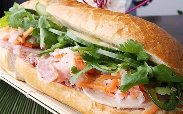 Món bánh mì kẹp nổi tiếng của Việt Nam
