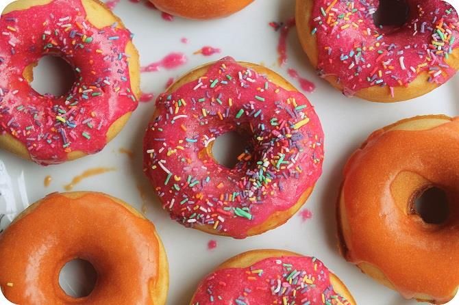 Bánh rán vòng Doughnut.