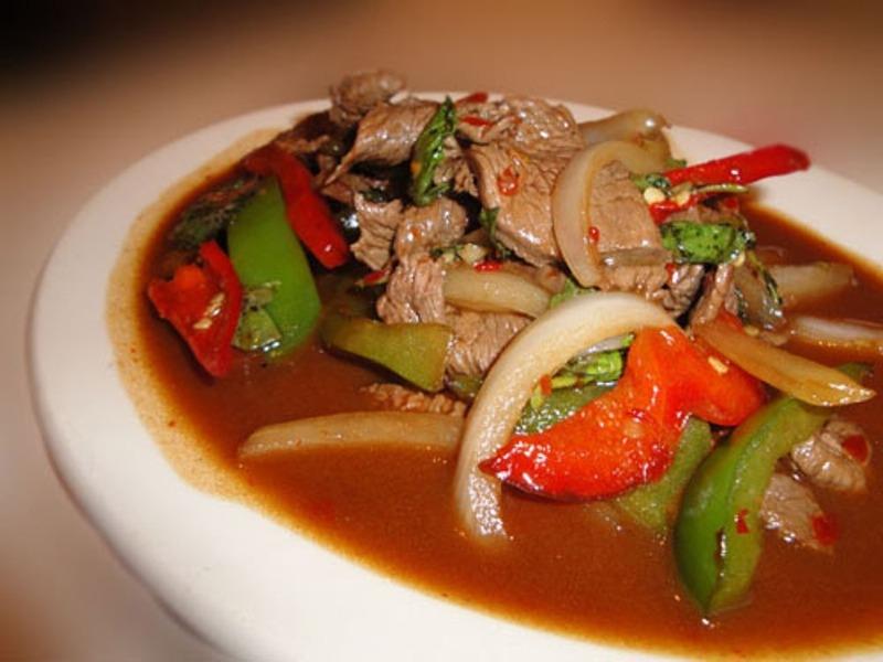 Món bò xào kiểu Thái