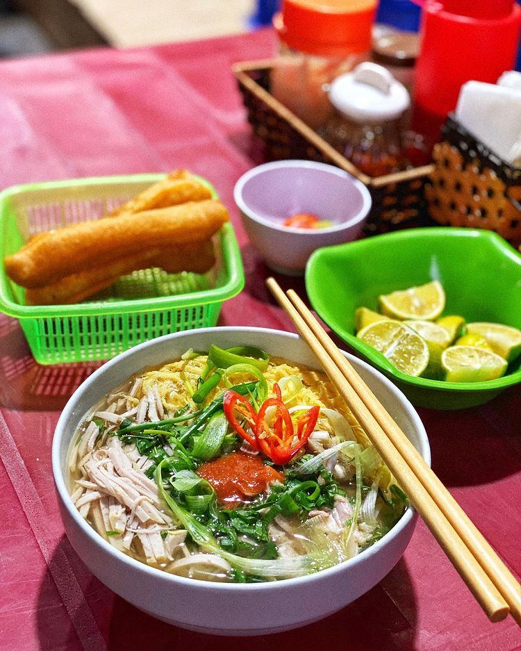 Bún Biển Đông