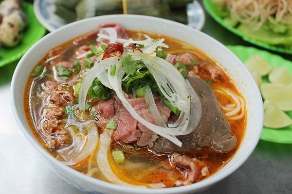Món bún bò Huế