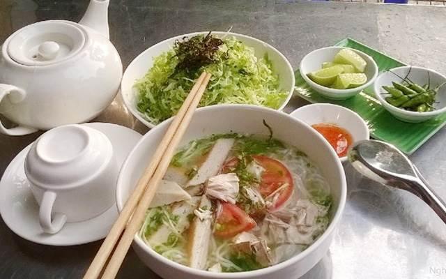 Bún cá lá sứa