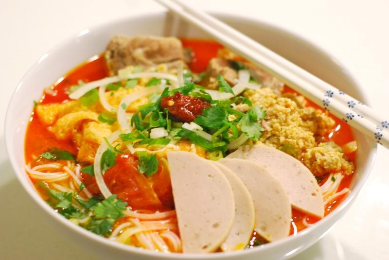Món bún riêu cua