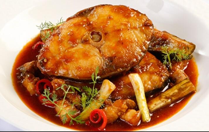Cá thu sốt nước mắm, ớt, tỏi