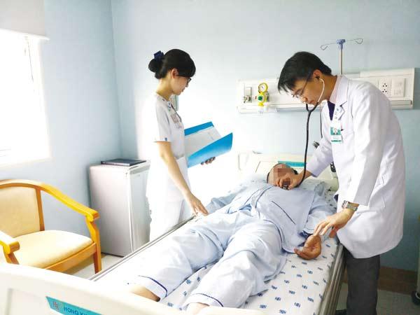 Tư thế đo huyết áp nằm