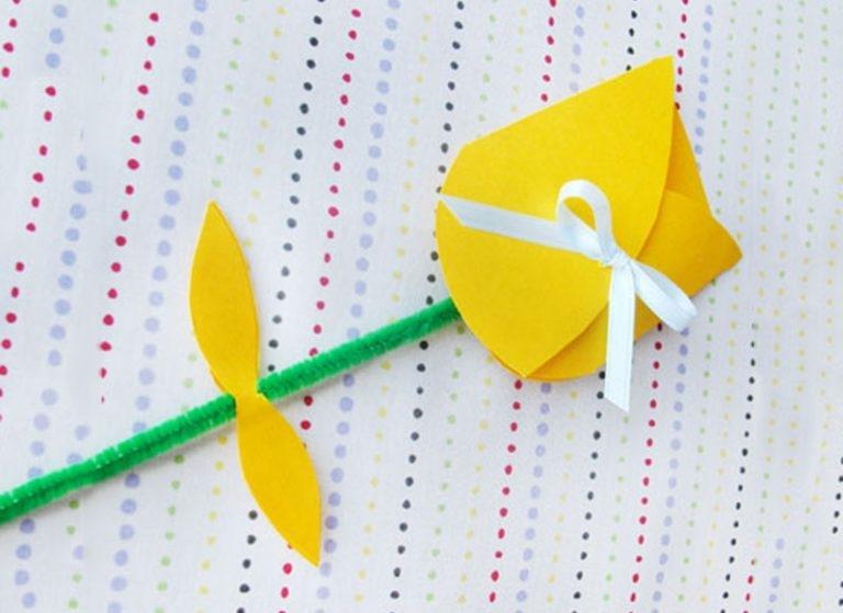 Cách làm thiệp 8/3 hoa tulip