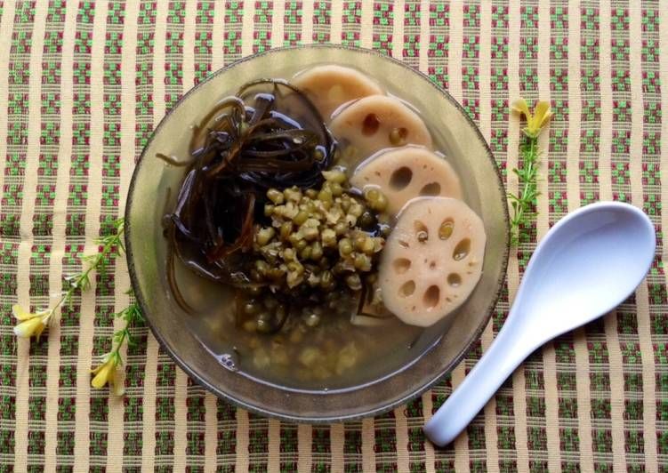 Cách nấu chè củ sen cơ bản
