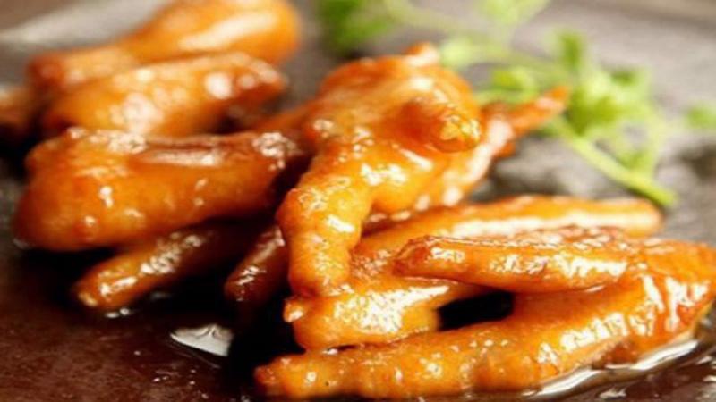 Chân gà sốt me