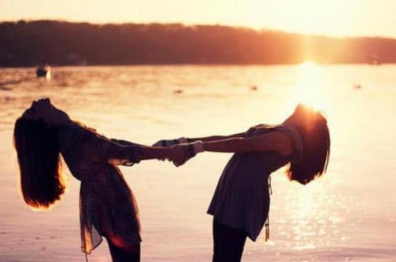 Hai bạn sẽ luôn sống với con người thật của nhau