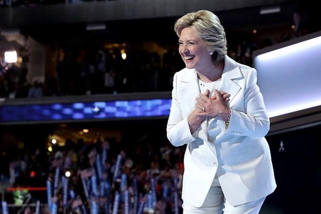 Bà Hillary Clinton