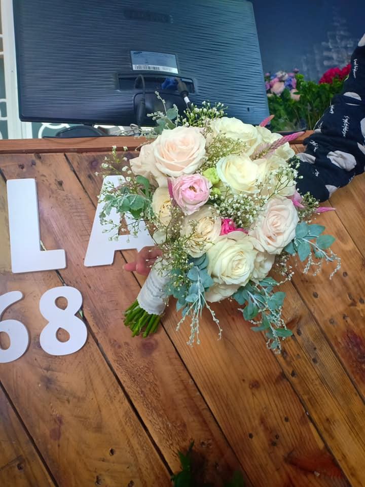 Cửa hàng hoa Trang Salavi Flowers