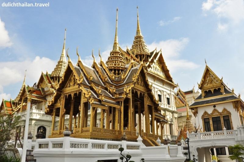 Cung điện Hoàng Gia