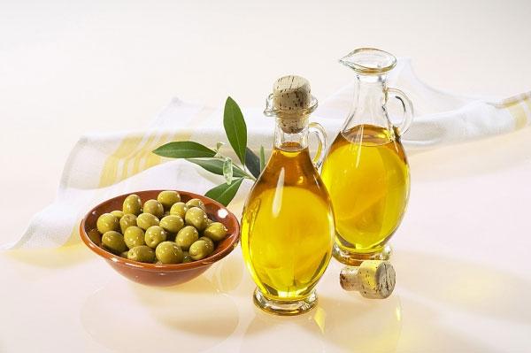 Dầu ô liu trị hăm tã cho bé
