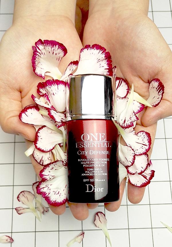 Dior one esential kem chống nắng SPF 50