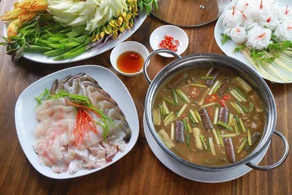 Lẩu mắm đậm vị dành cho các thực khách yêu thích mắm cá đặc sản miền Tây Đô