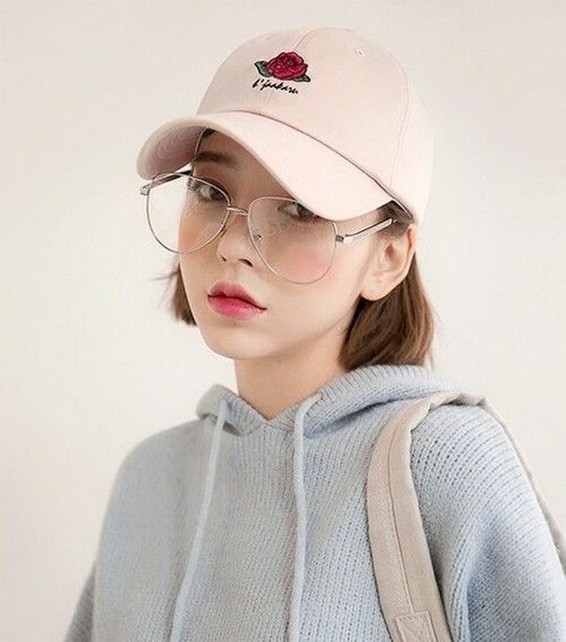 Hãy đội mũ khi đi dưới trời nắng