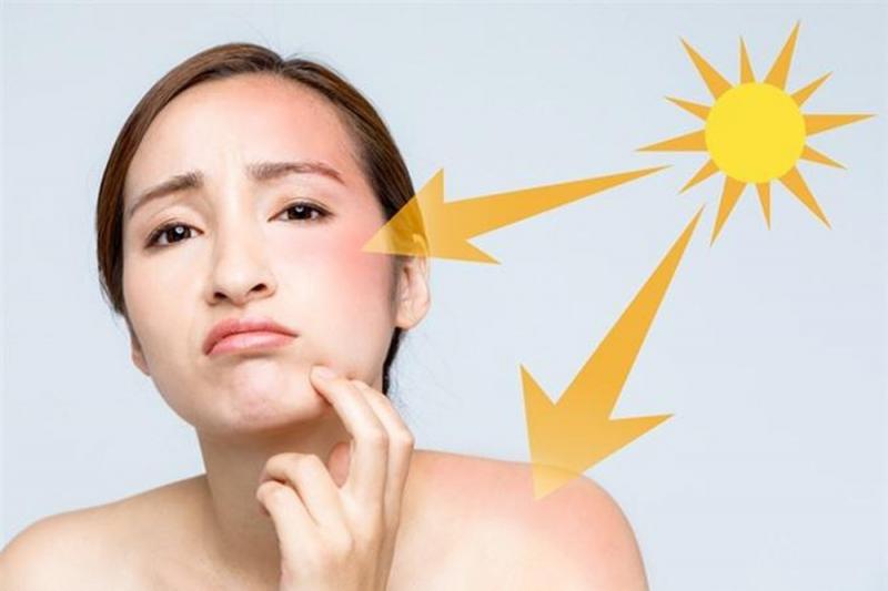 Dùng kem chống nắng mỗi ngày