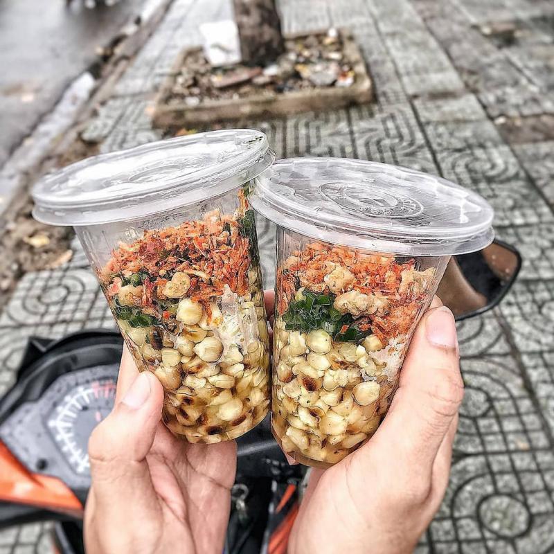 Đường Phan Xích Long