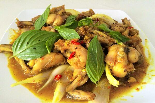 Ếch kho sả ớt