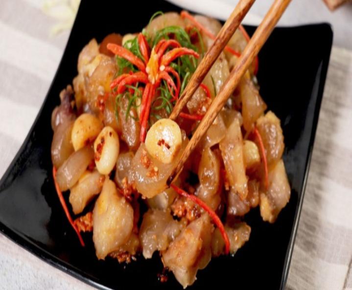 Gân bò cháy tỏi