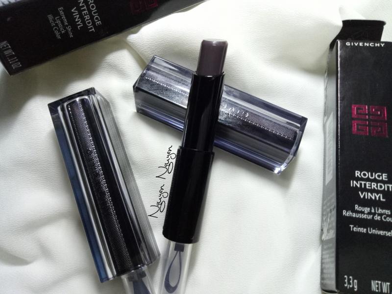 Givenchy Rouge Interdit Vinyl 16 - Noir Révélateur