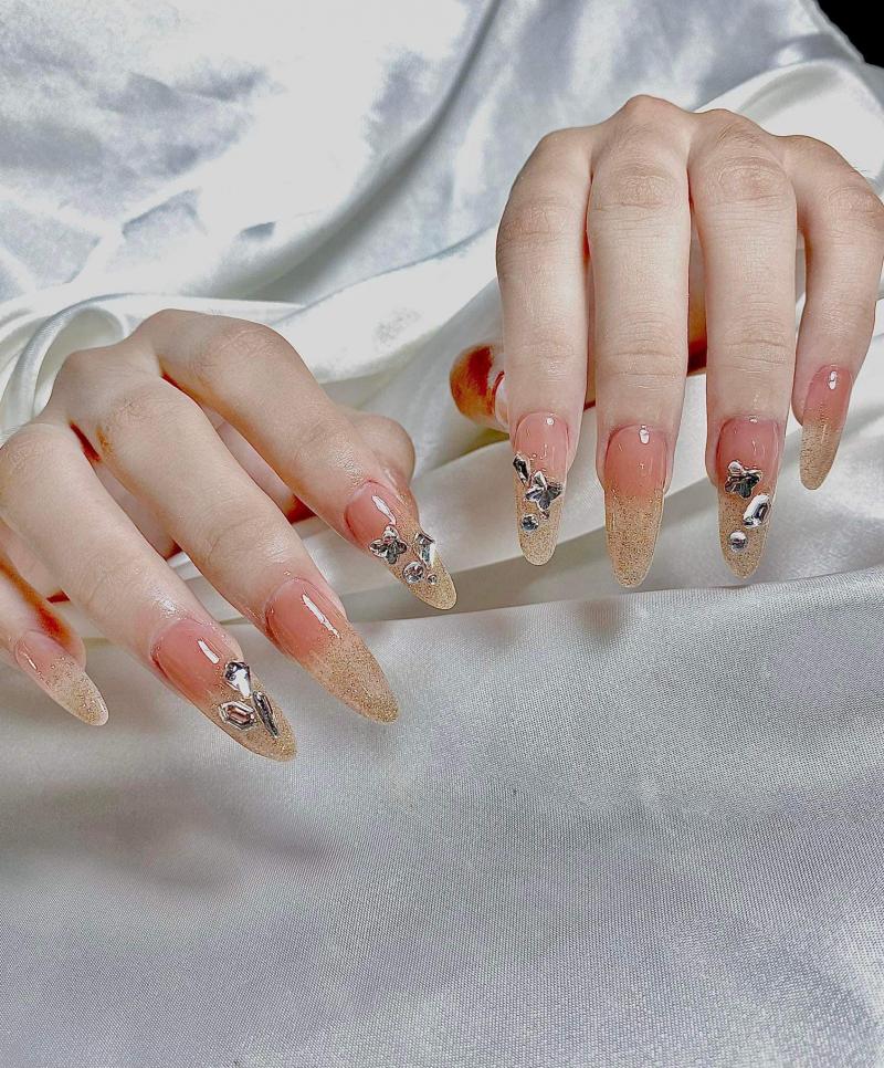 Hair & Nails by Đặng Trinh