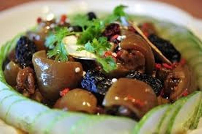 Đuôi heo hầm - Một món ăn bổ dưỡng cho người hiếm muộn