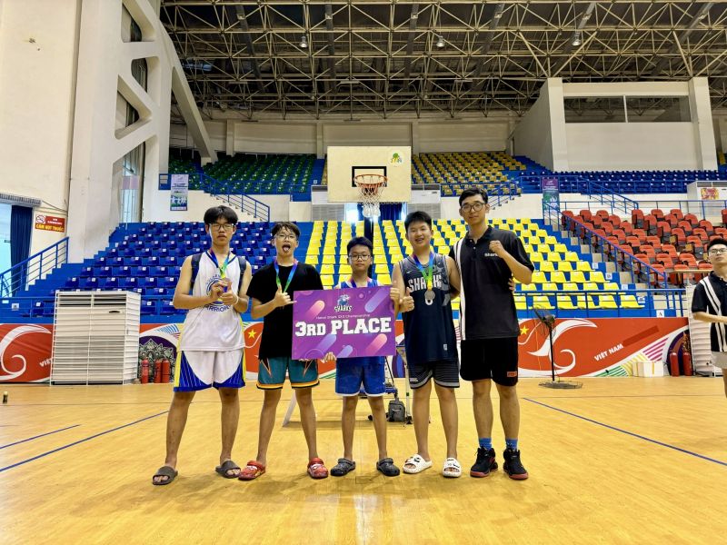 Học viện Bóng rổ Hanoi Sharks