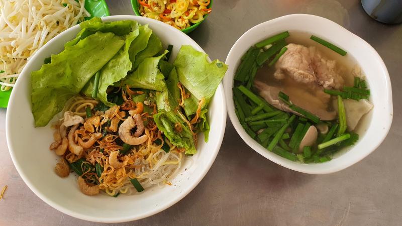 Vị đậm đà của hủ tiếu nơi đây cũng khiến bạn nhớ mãi không quên