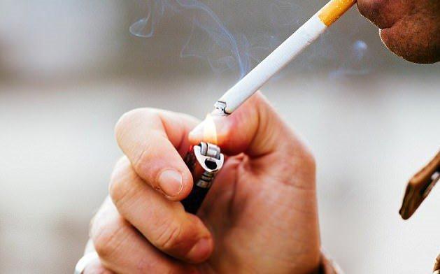 Hút thuốc và uống rượu