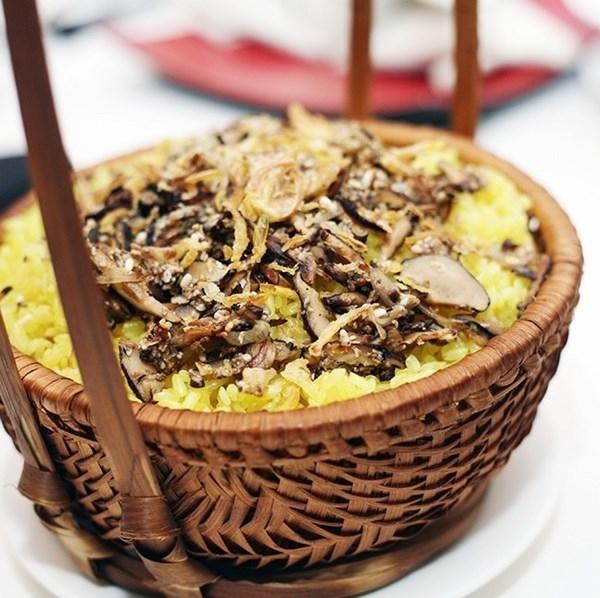 Món Xôi trứng kiến