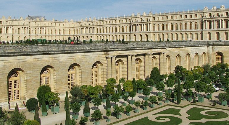 Lâu đài Versailles