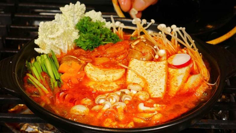 Lẩu kim chi Hàn Quốc