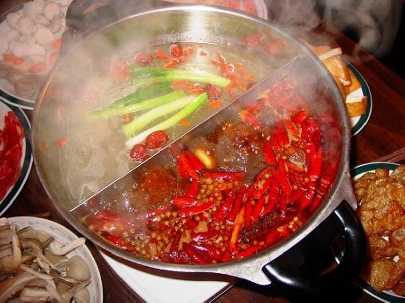 Lẩu Tứ Xuyên, món ăn nổi tiếng