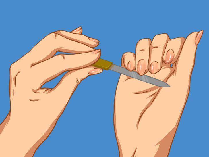 Móng tay và chân của bạn mọc chậm hơn