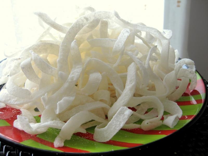 Mứt dừa dễ làm, chữa chướng bụng, khó tiêu