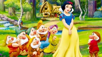 Nàng Bạch Tuyết và bảy chú lùn và câu chuyện cổ tích vô cùng quen thuộc đối với trẻ em trên toàn thế giới, kể cả Việt Nam