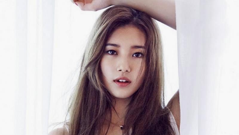 Suzy Bae nhìn  ''sang chảnh'' mới màu tóc nâu ánh đồng