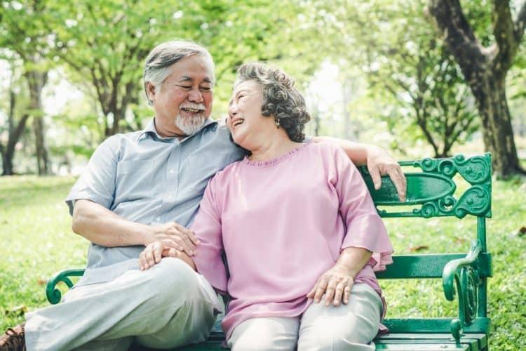 Nên ở không gian thoáng khí và hạn chế ra ngoài nơi công cộng