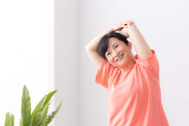 Nên ở không gian thoáng khí và hạn chế ra ngoài nơi công cộng