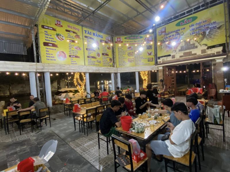 Nhà Hàng Hải Sản Tài Hằng Cửa Lò