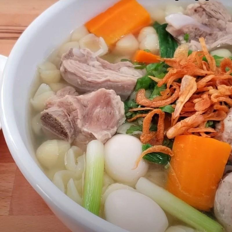 Nui sườn heo thịt viên