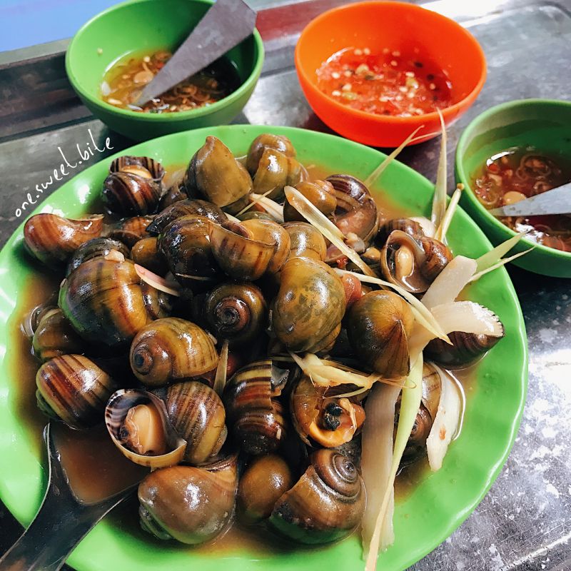 Ốc xào dừa