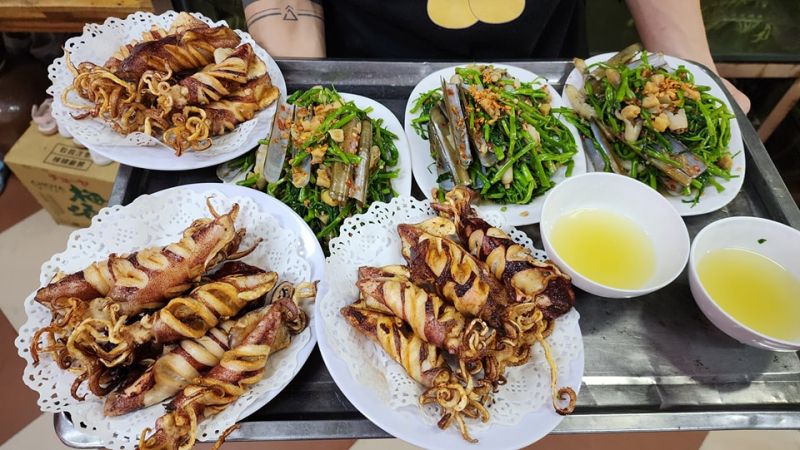Ốc móng tay xào me - Ốc Nhảy Sài Gòn