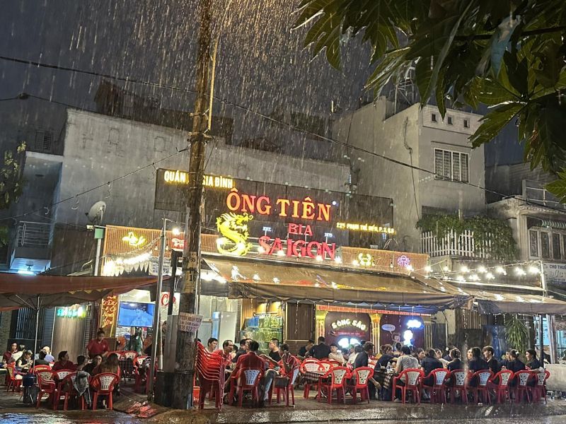 Ông Tiên Quán