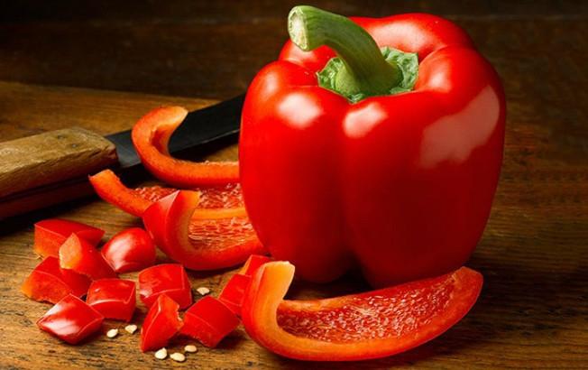 Ớt chuông đỏ là thực phẩm giàu dinh dưỡng giúp phòng ngừa lây nhiễm Virus Corona
