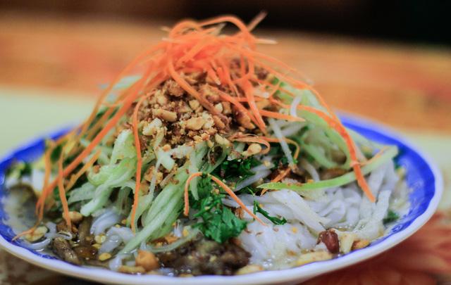 Phở chua